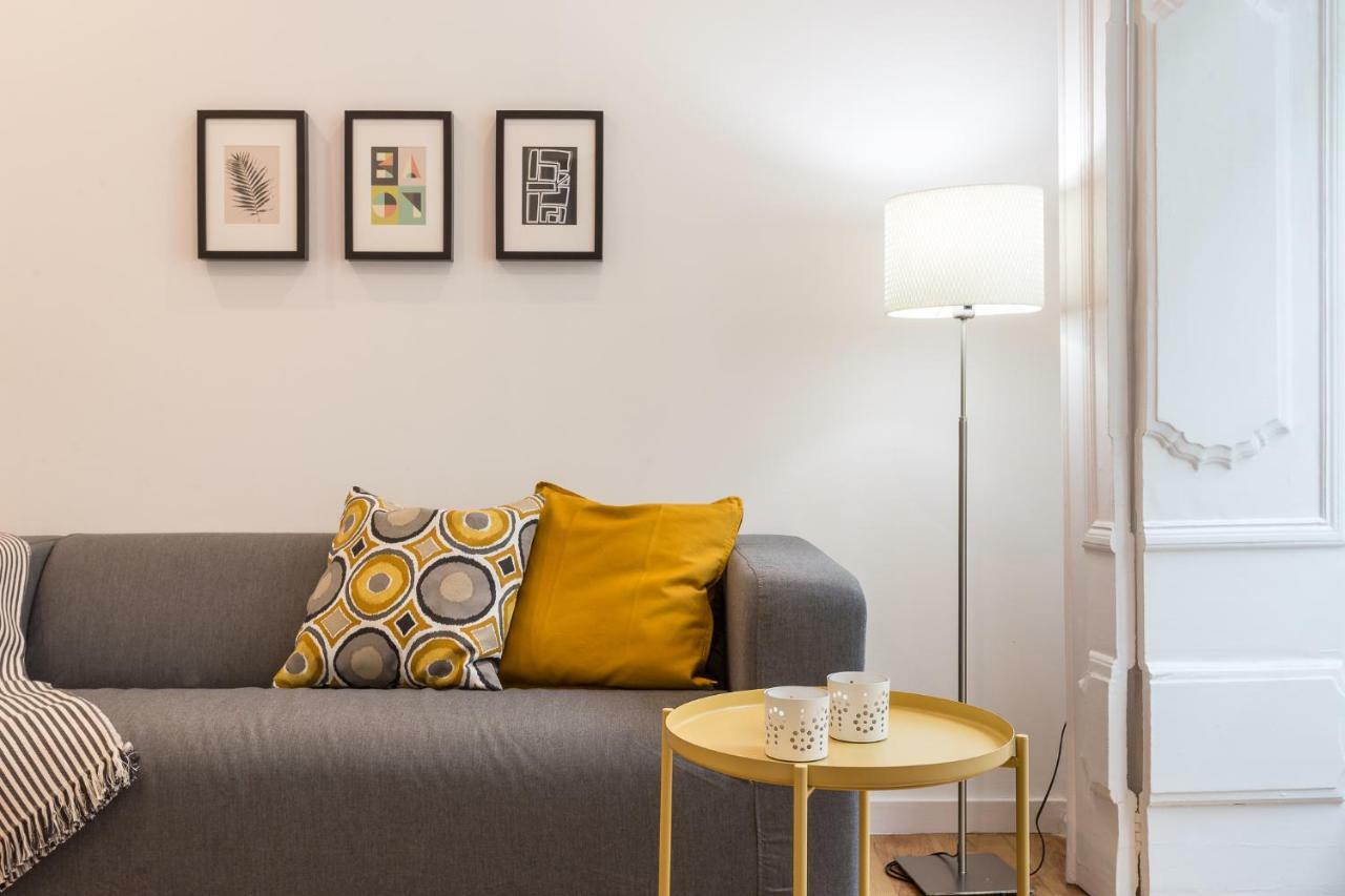 ליסבון Three Bedroom Apartment In Historical Centre -Bairro Alto מראה חיצוני תמונה
